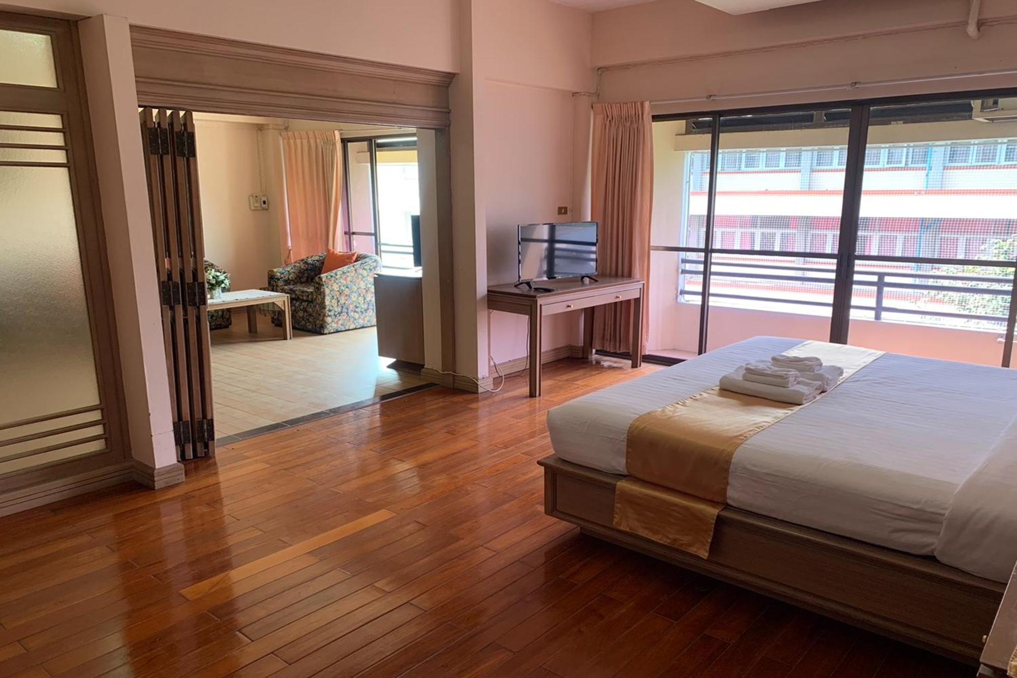 לאמפאנג Pin Hotel מראה חיצוני תמונה
